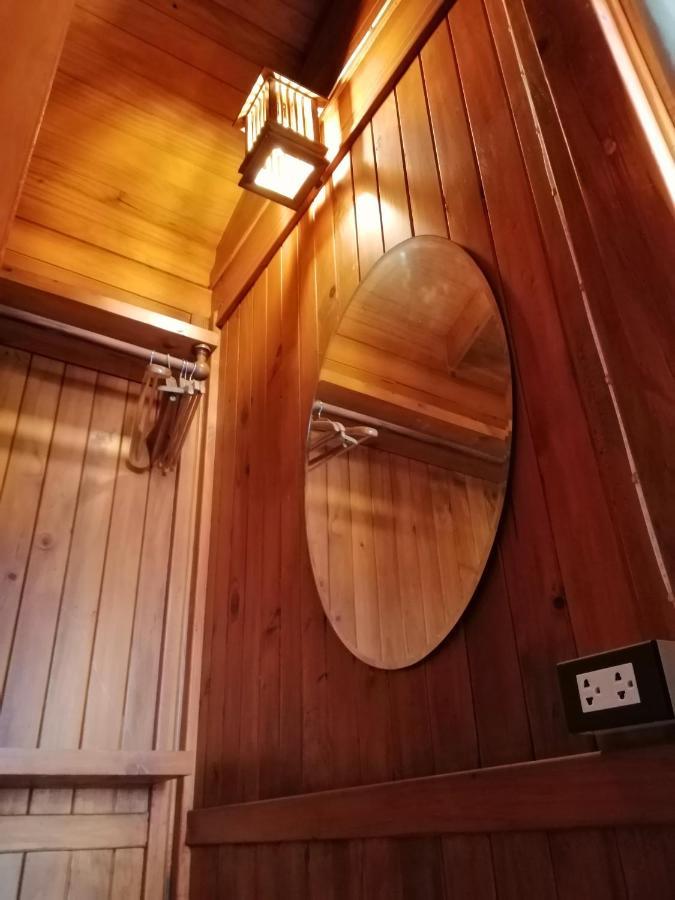 Wood House Pattaya Hotel Luaran gambar