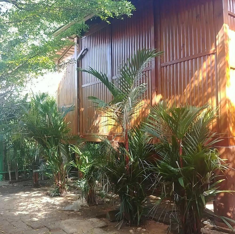 Wood House Pattaya Hotel Luaran gambar